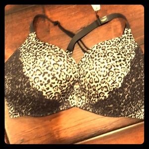 38DD Victoria Secret Bra